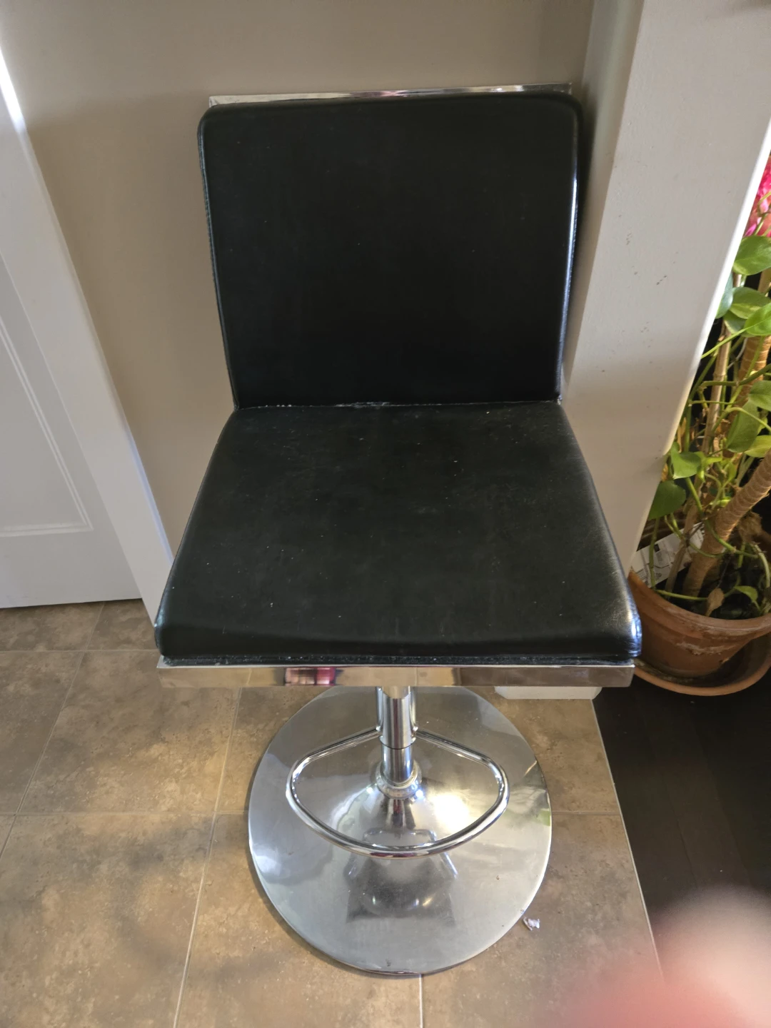 Adjustable Black Bar Stool - photo 3