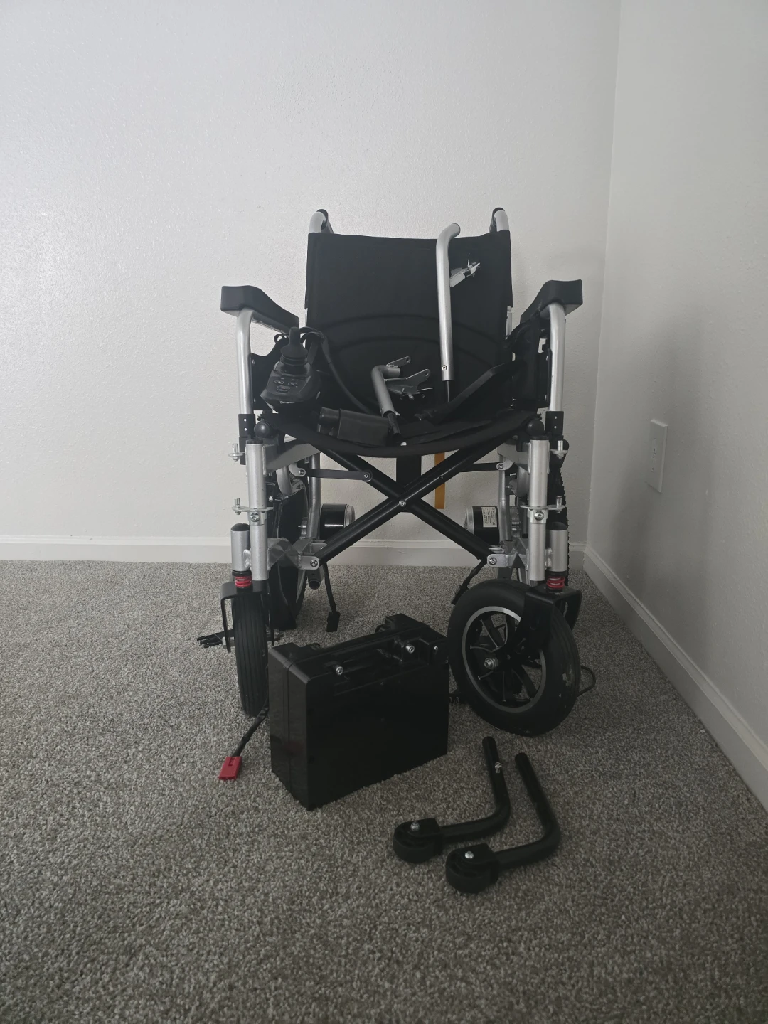 Electric Power Wheelchair - photo 3