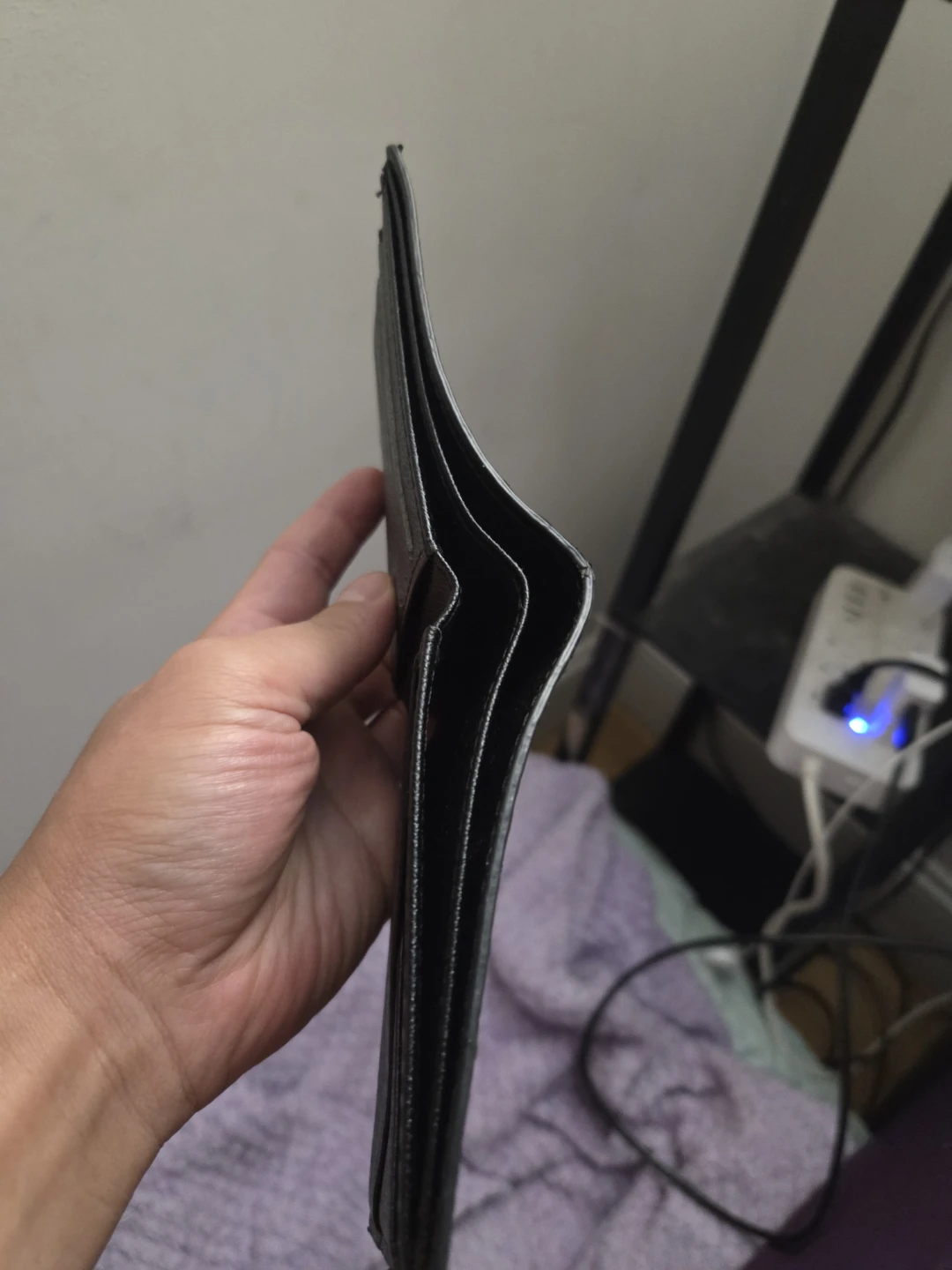 Gucci Black authentic Bi-fold Wallet - photo 4
