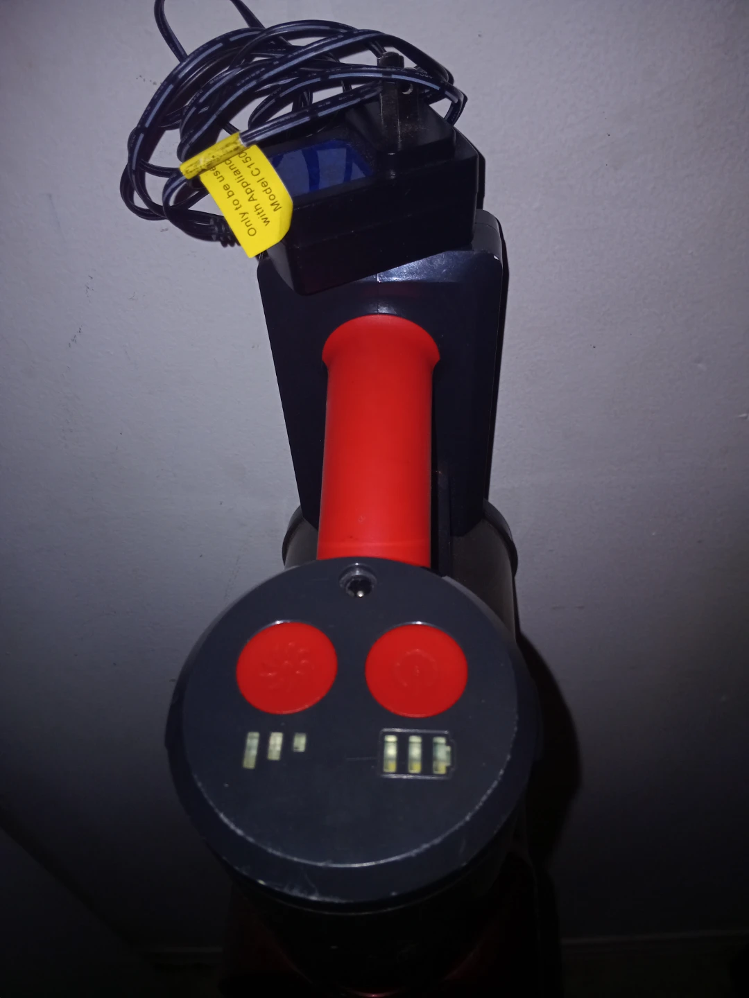 Red Stick Vacuum Cleaner - photo 3
