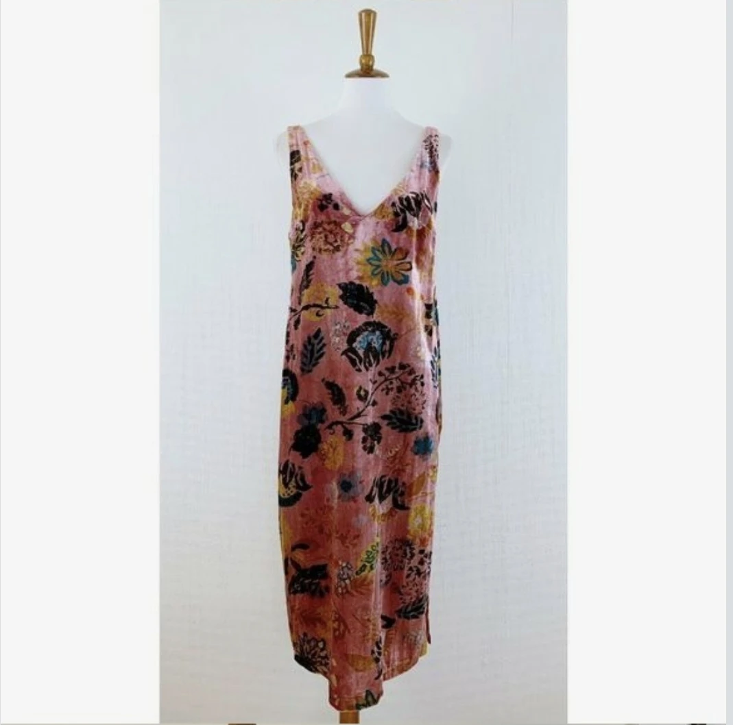 Zara Velvet Floral Print Slip Dress 🏈
