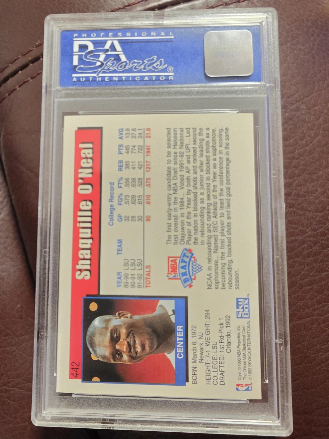 1992 Hoops Shaquille O'Neal Rookie Card PSA 9 - photo 2
