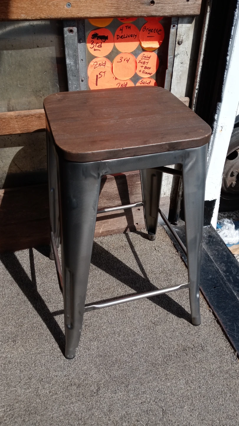 Set of 2 Industrial Metal and Wood Bar Stools - photo 2