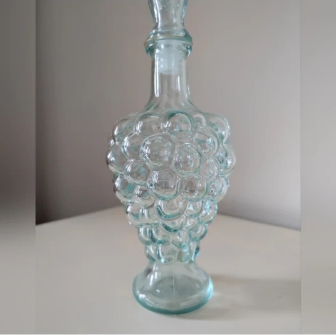 Vintage Grape Motif Glass Bottle 🏈