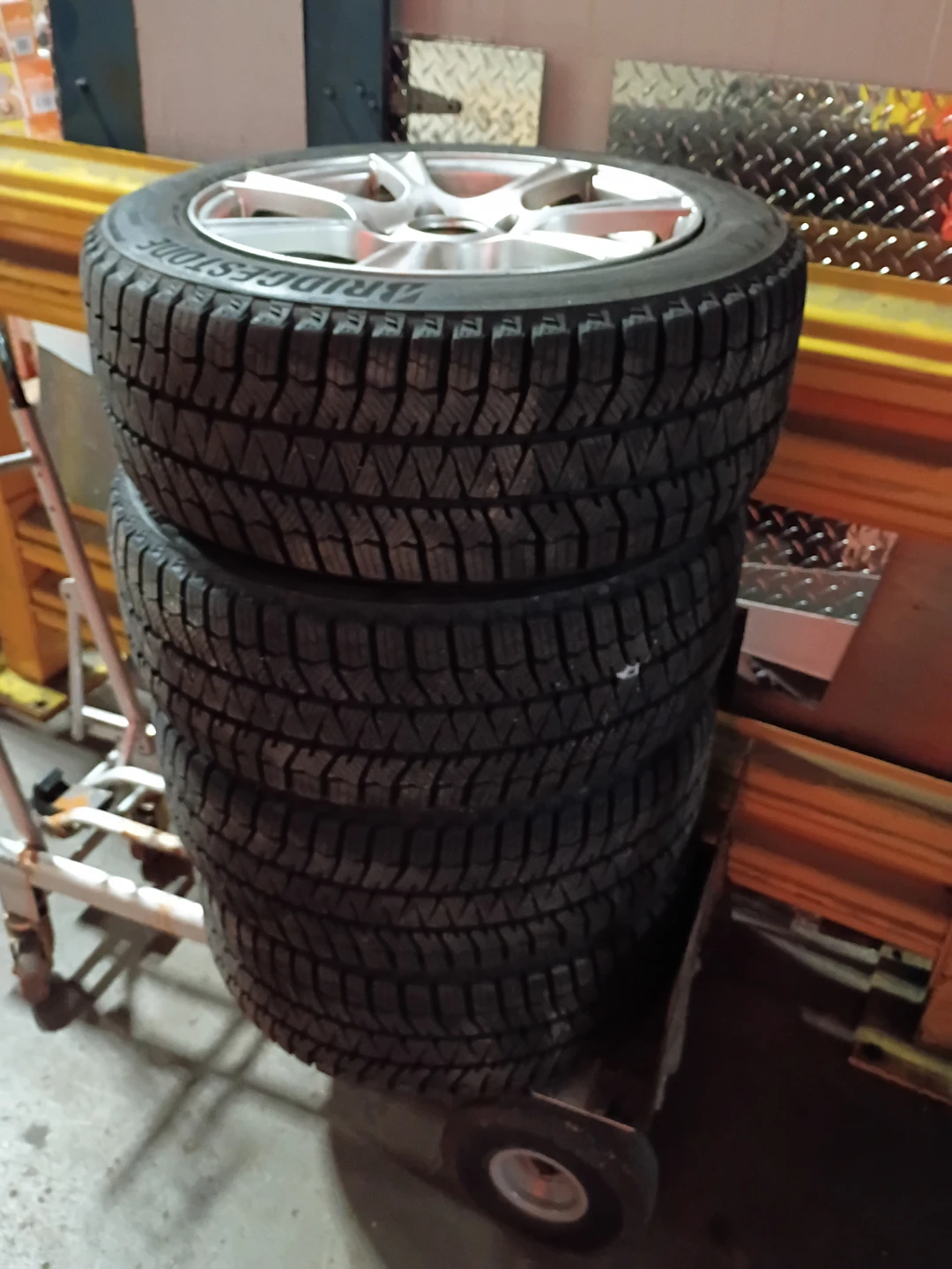 Set of 4 Bridgestone Blizzak WS90 Tires 205/55R16 - photo 3