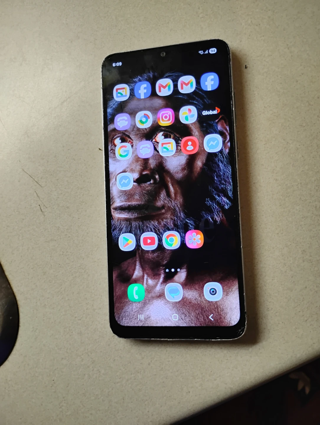 Samsung Galaxy Smartphone 64GB Storage.Small screen cracked line