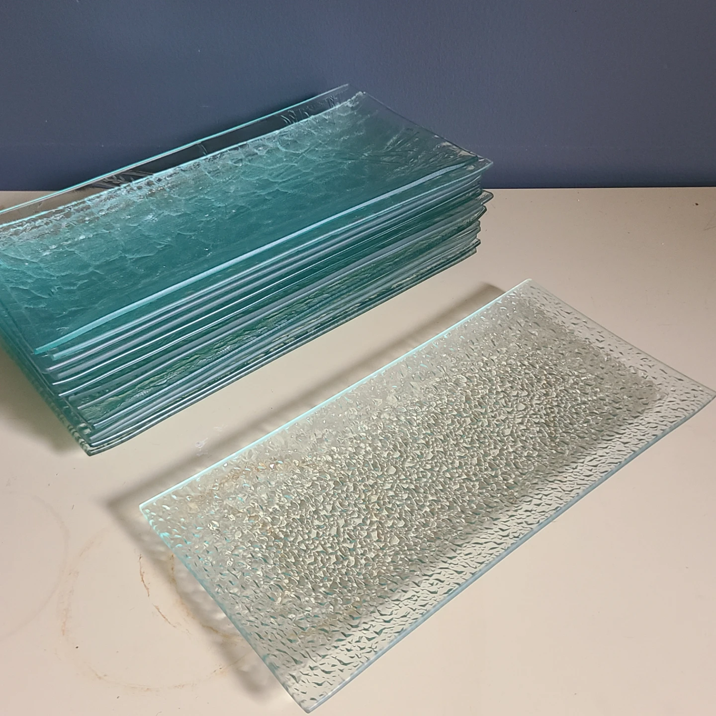MOVING! Set of 12 glass + 2 ceramic Sushi Plates