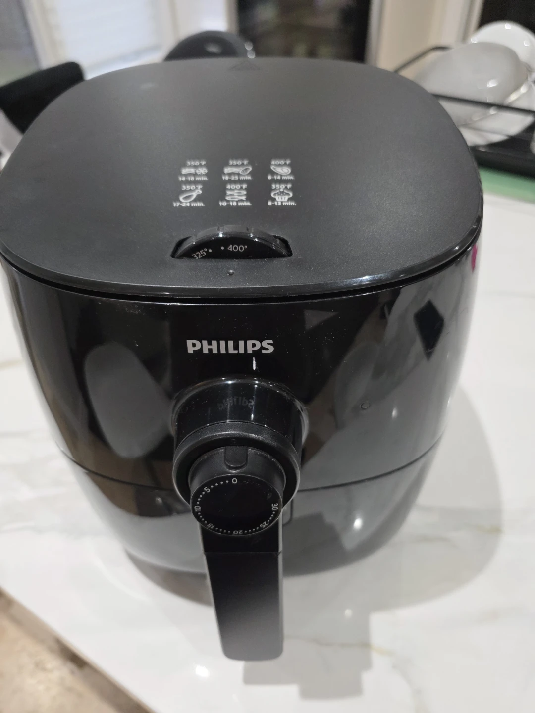 Philips Airfryer HD9721 $20 pick up only - photo 3