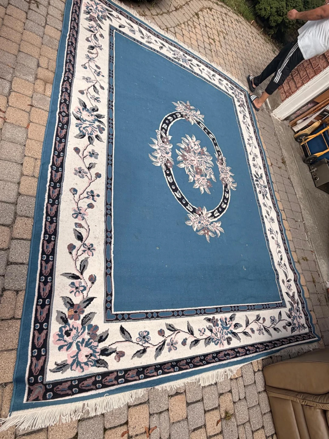 Large Blue Floral Area Rug - photo 3