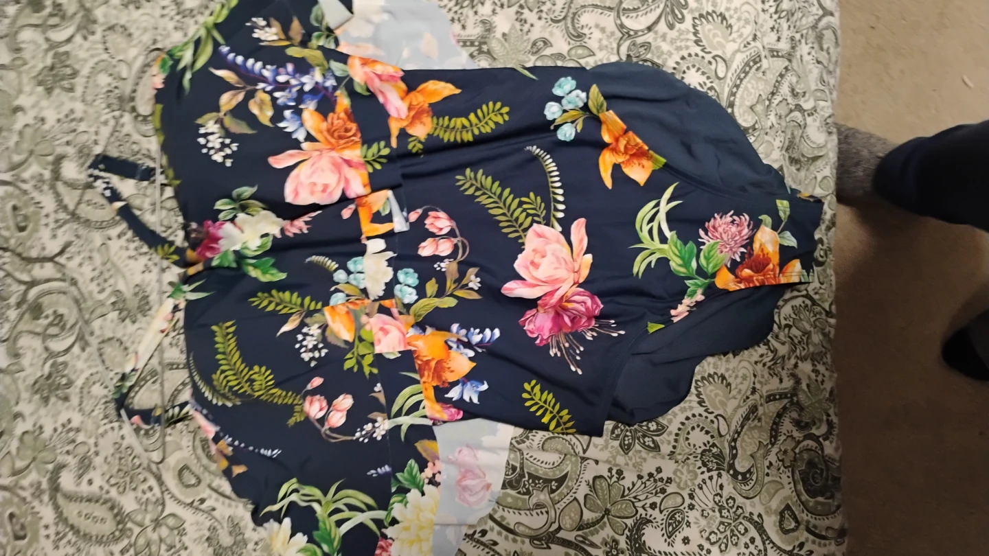 Jantzen Floral Swimsuit - Size 16