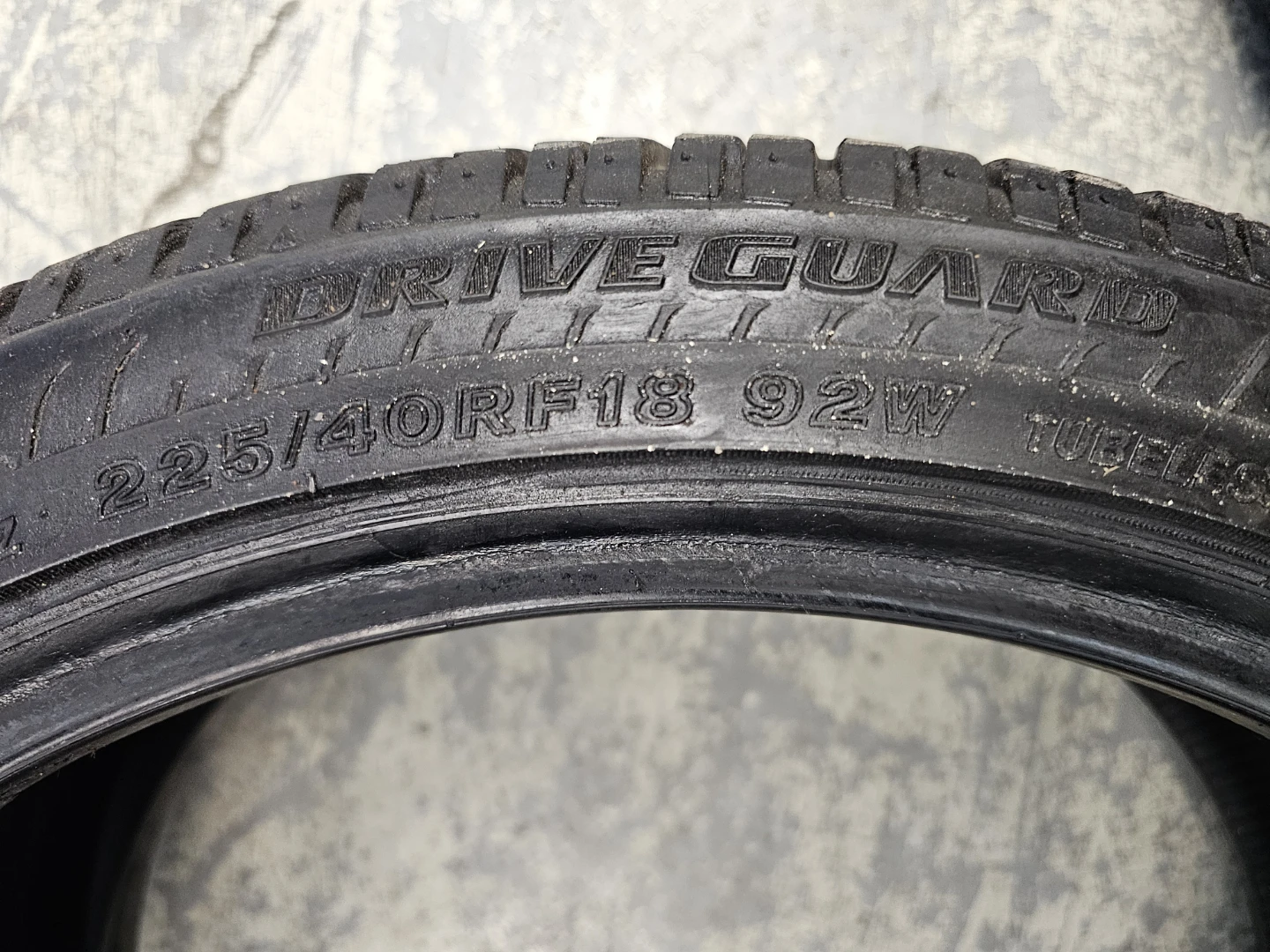 225/40 R18 ALL SEASON TIRES  (2 ONLY) - photo 5