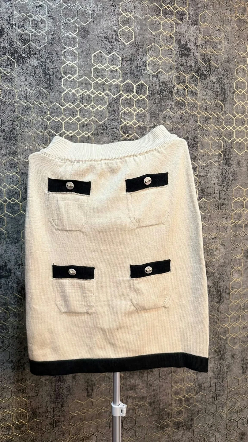 Cream and Black Knit Two-Piece Set - photo 2