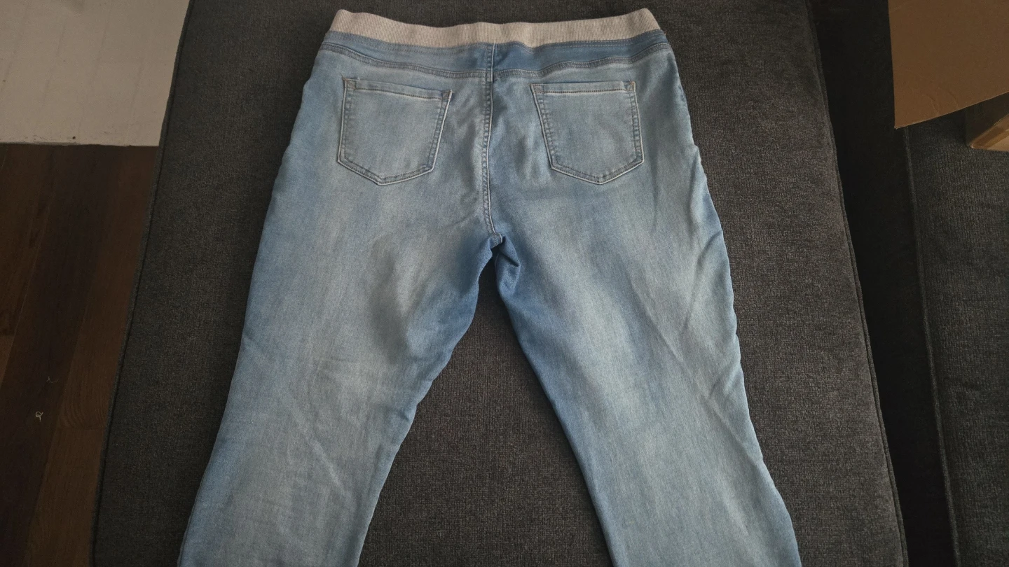 Light Wash Denim Jeans - Size XL - photo 2