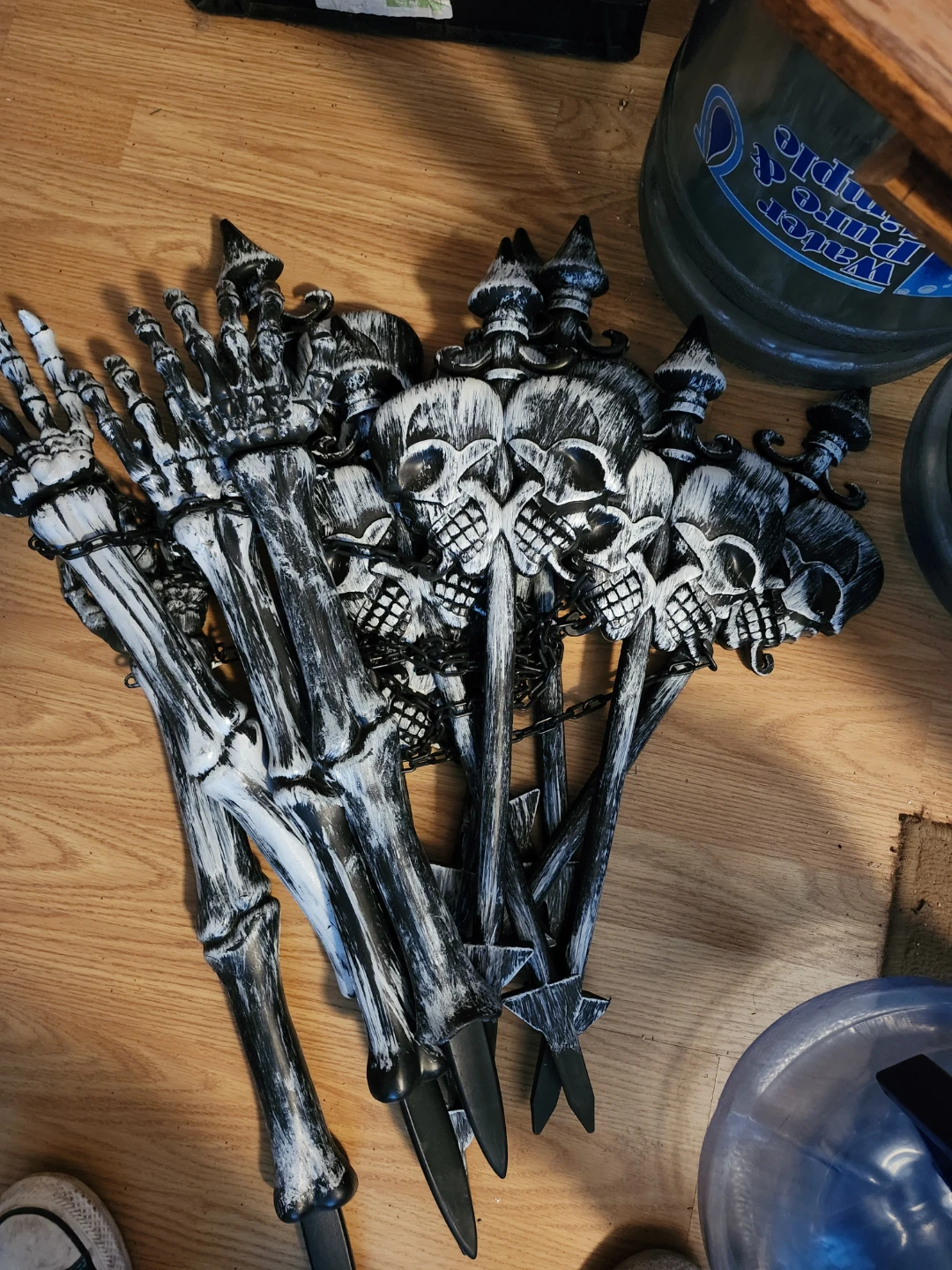 Halloween Skeleton Decor Bundle - photo 3
