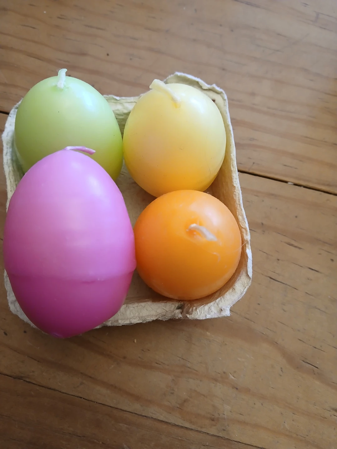 Set of 4 Easter Egg Shaped Candles