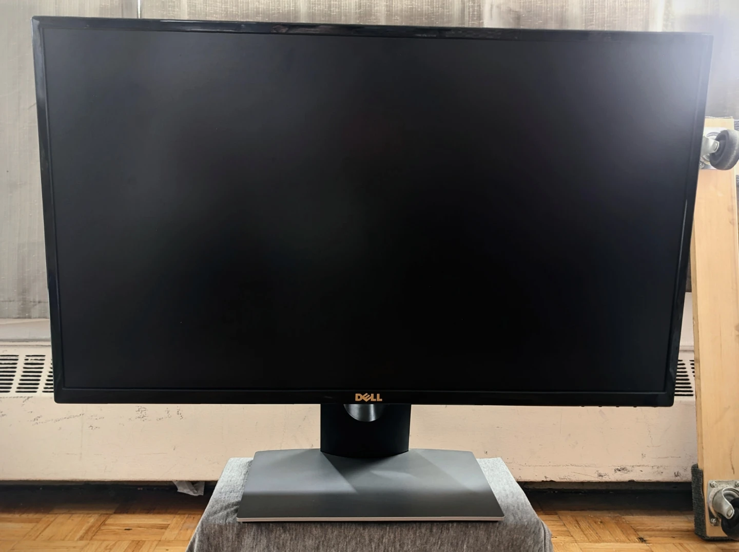 27" Dell Gaming Monitor - photo 2