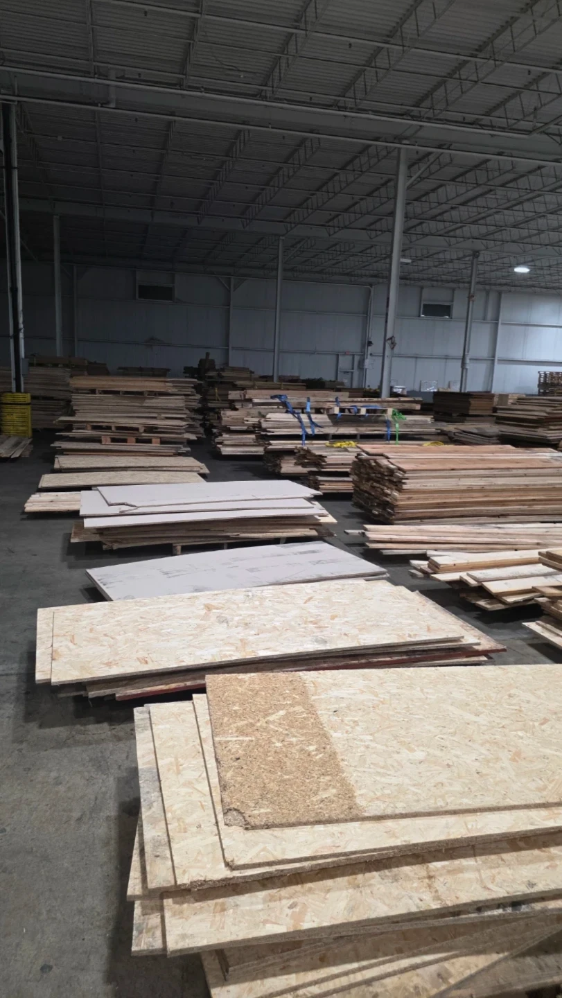 Assorted Construction Lumber/Wood