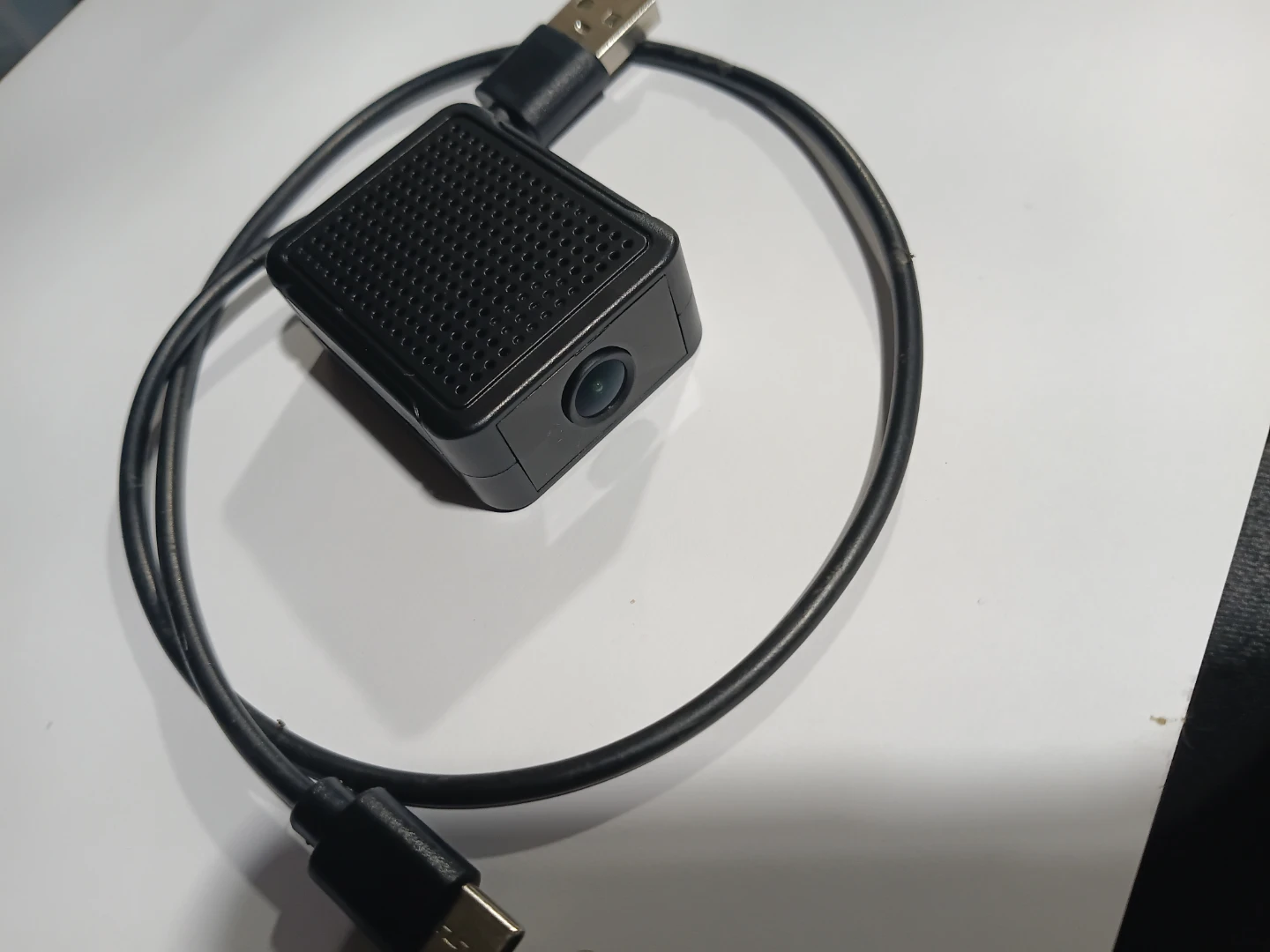 Black portable mini camera - photo 3