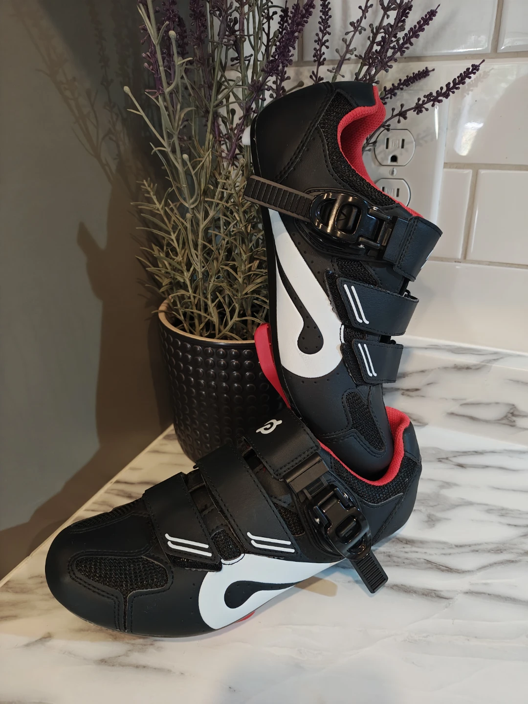Peloton Cycling Shoes Women's 7 Size 38