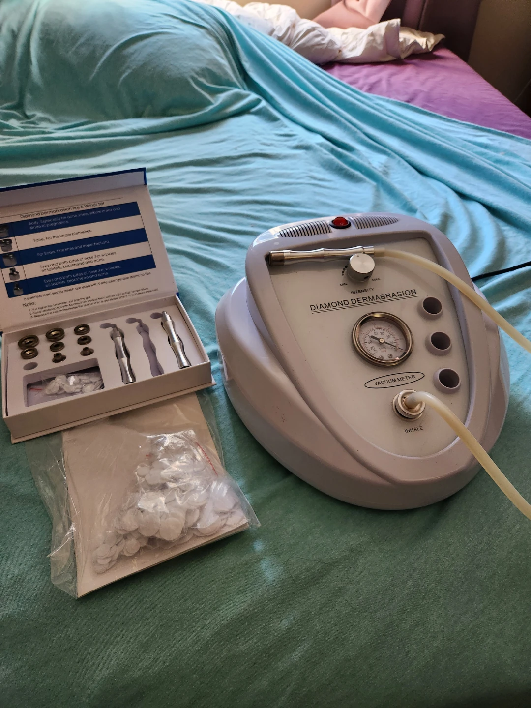 MICRODERMABRASION MACHINE - photo 2