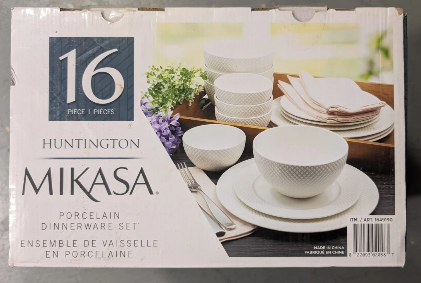 Brand New - Mikasa 16-Piece Dinnerware Set - photo 2