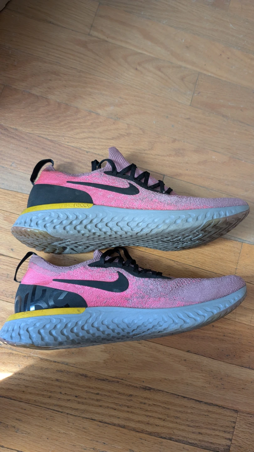 Nike Epic React Flyknit size 10 men - photo 2
