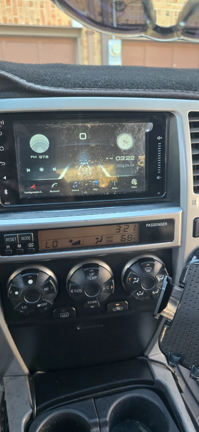 Toyota 4Runner SR5 4WD - photo 2