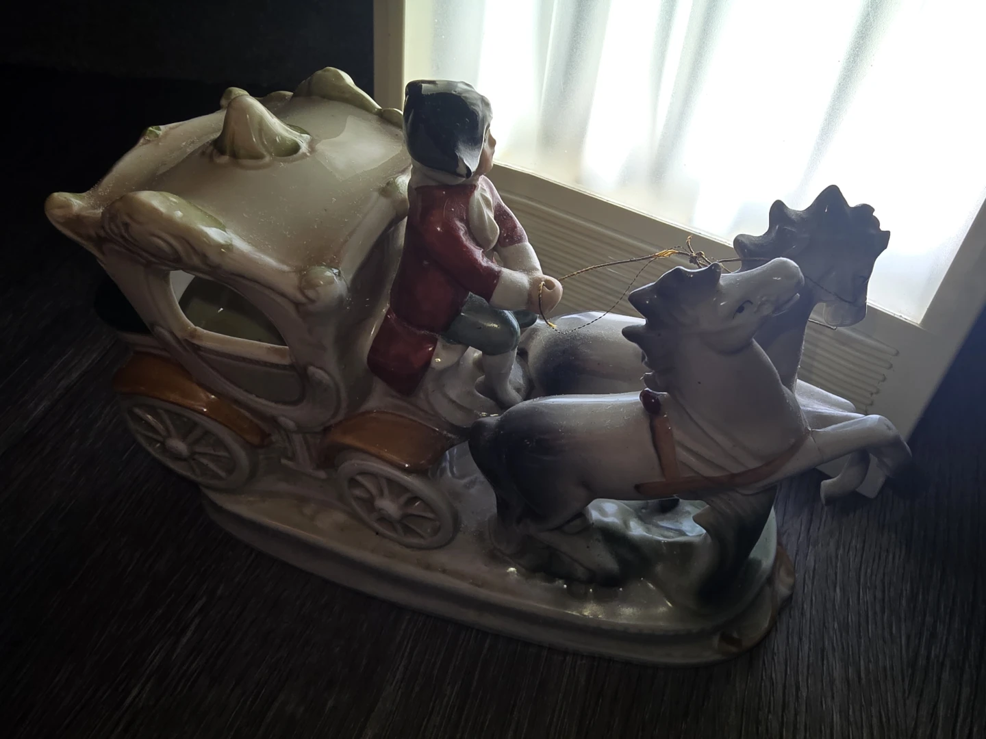 Vintage Ceramic Horse-Drawn Carriage Figurine - photo 2