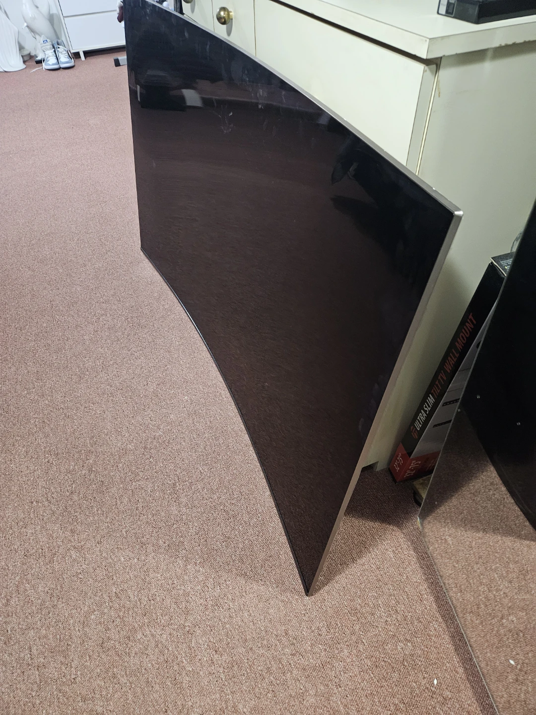 Samsung 65 inch 4k curved smart tv - photo 4