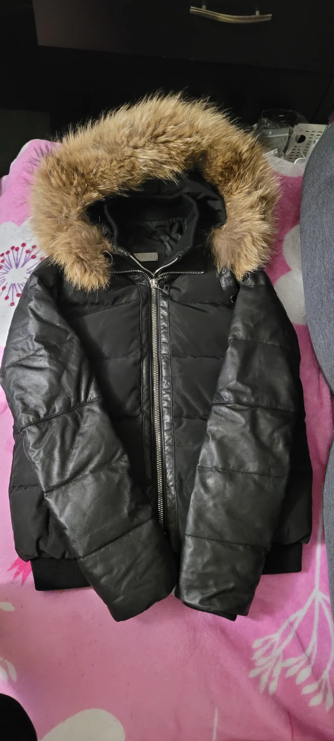 Danier leather winter jacket - photo 3