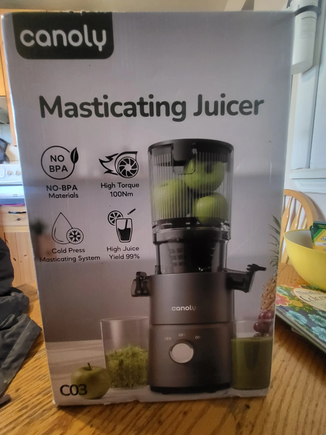 Canoly Masticating Juicer in box