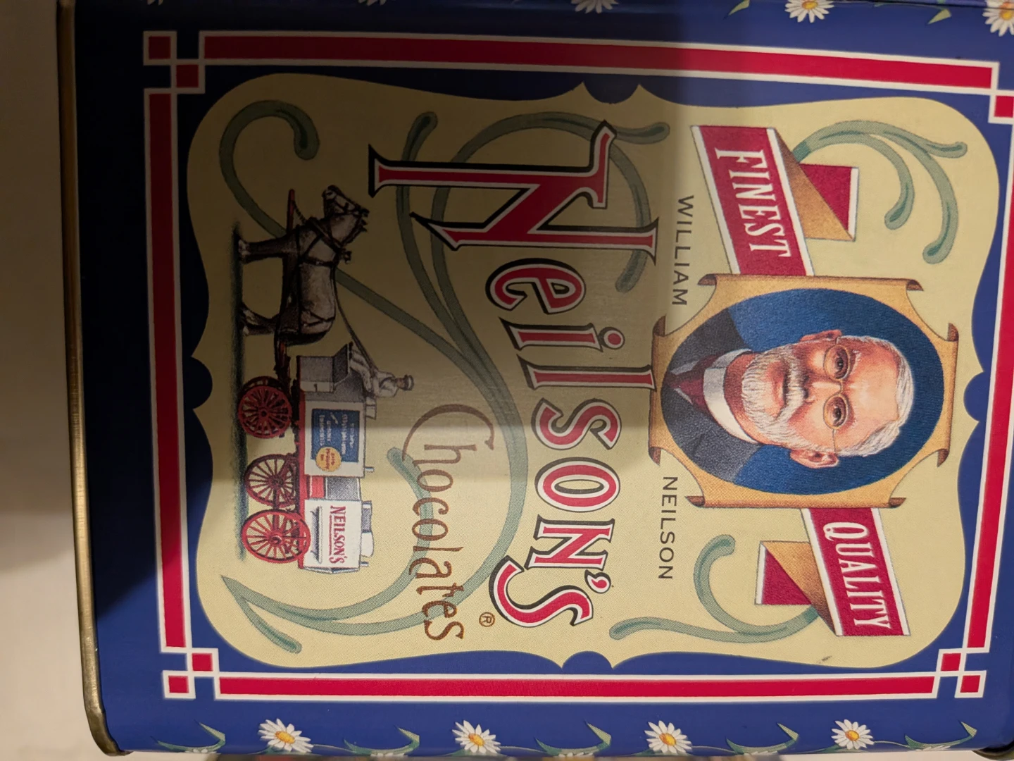 Vintage Neilson's and Cadbury Metal Tin - photo 5