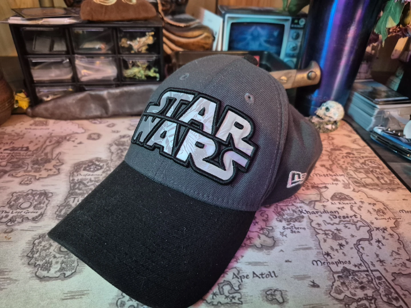 New Era Star Wars 39THIRTY Cap