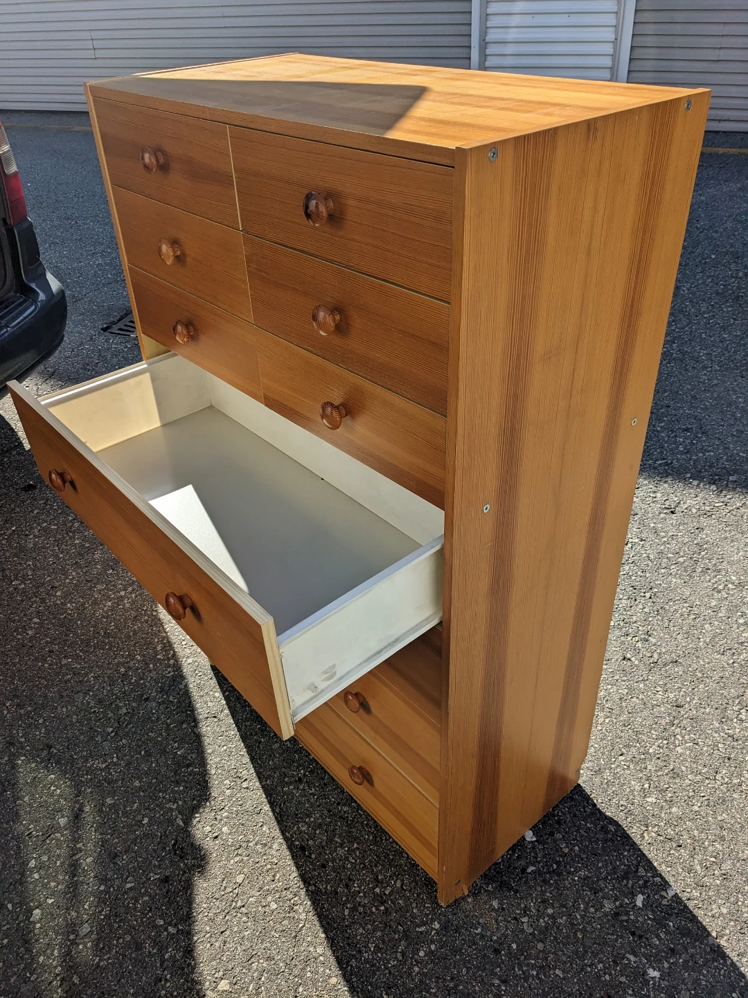 Dresser Ikea delivery available - photo 3