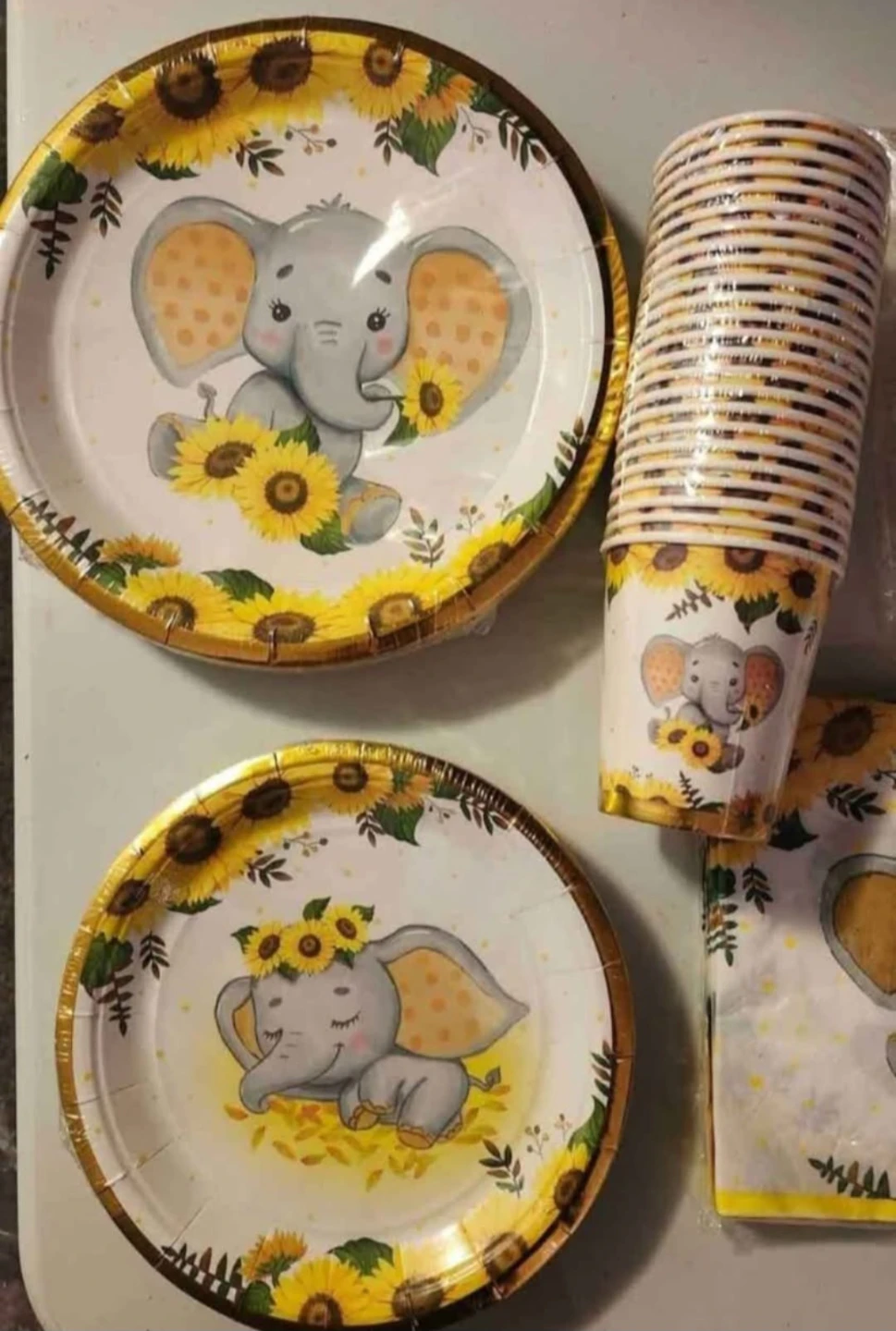 Elephant and Sunflower Party Supplies Set - photo 2