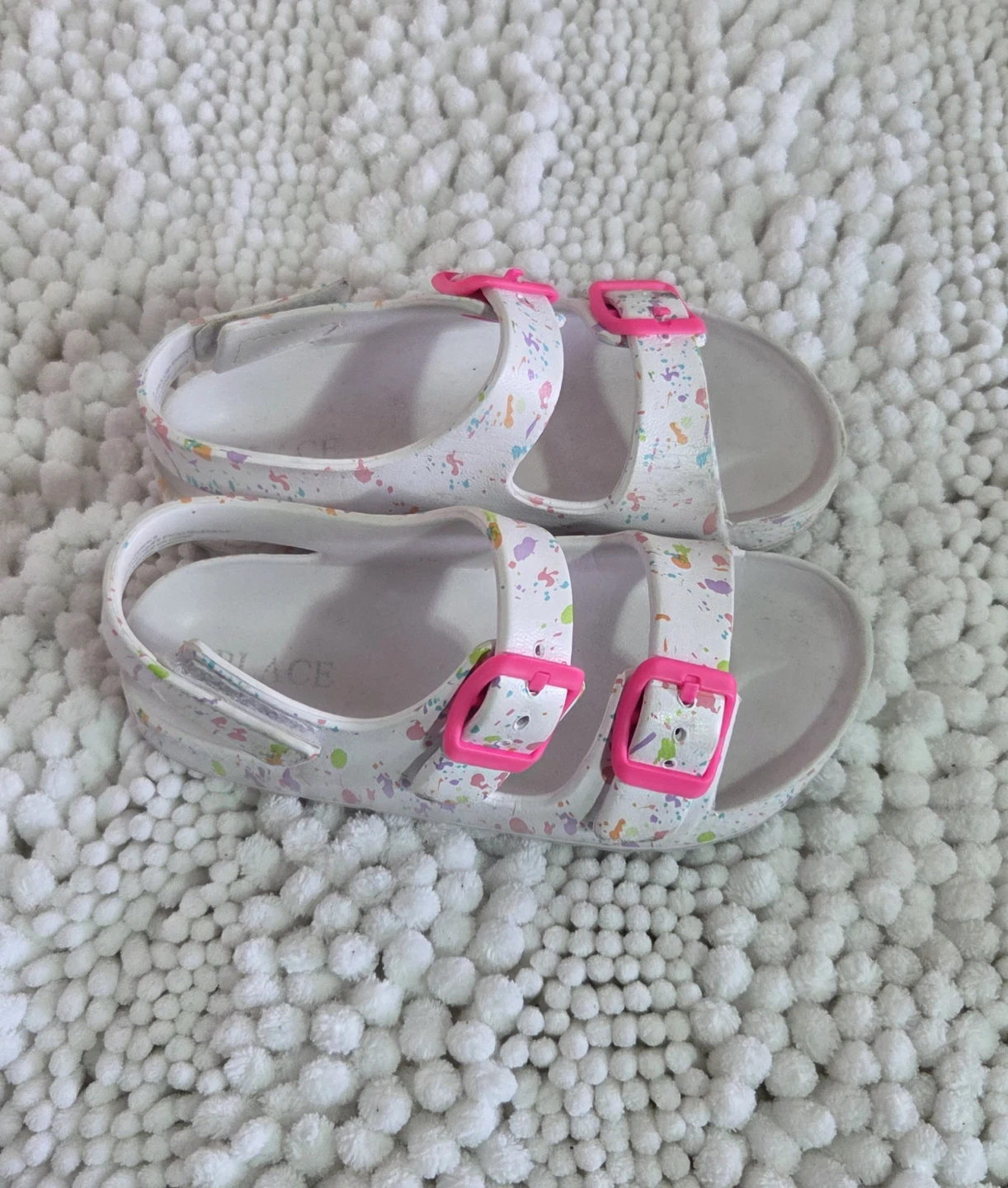 The Children's Place Paint Splatter Sandals Size 11 - photo 2