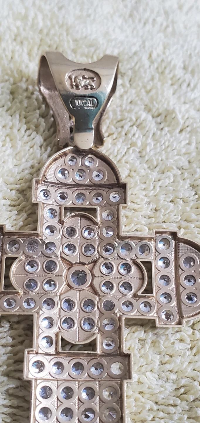 10k Gold Large Cross Pendant/Negotiable - photo 4
