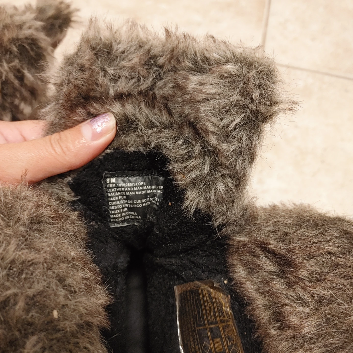 Khombu Women's Winter Boots Size 8 - photo 5