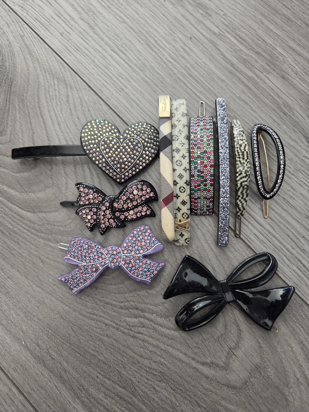Assorted Decorative Hair Clips & Barrettes