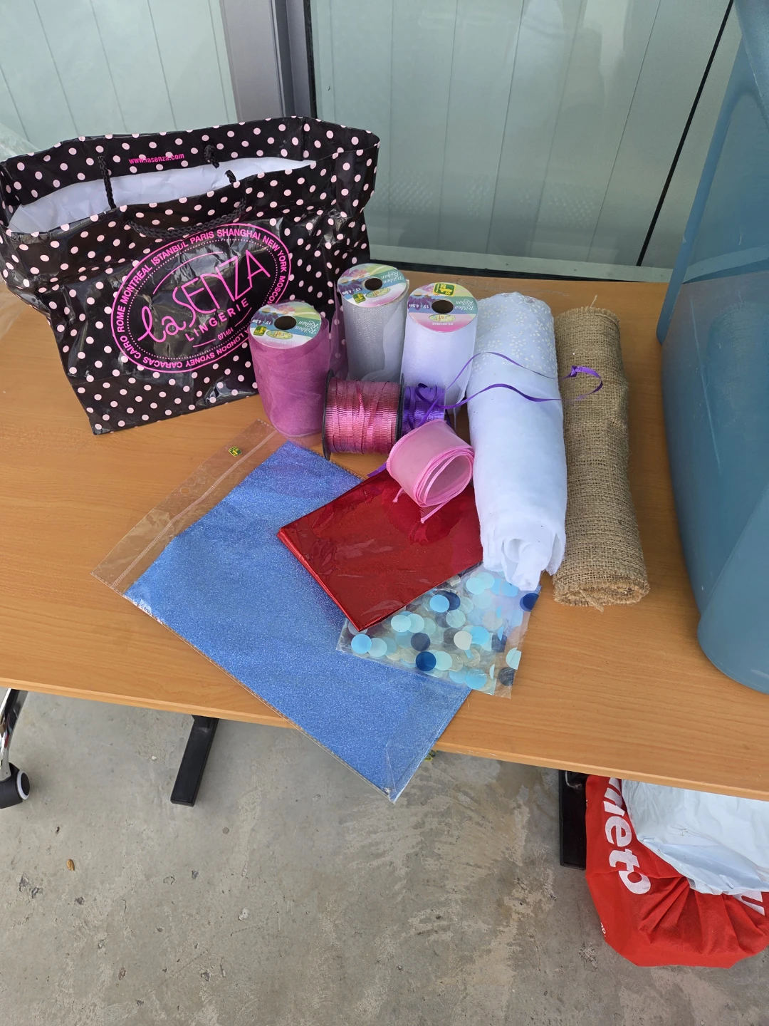 Assorted Craft Supplies Bundle - photo 3