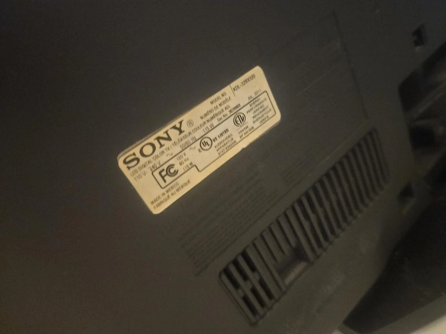 32 inch Sony TV - photo 2
