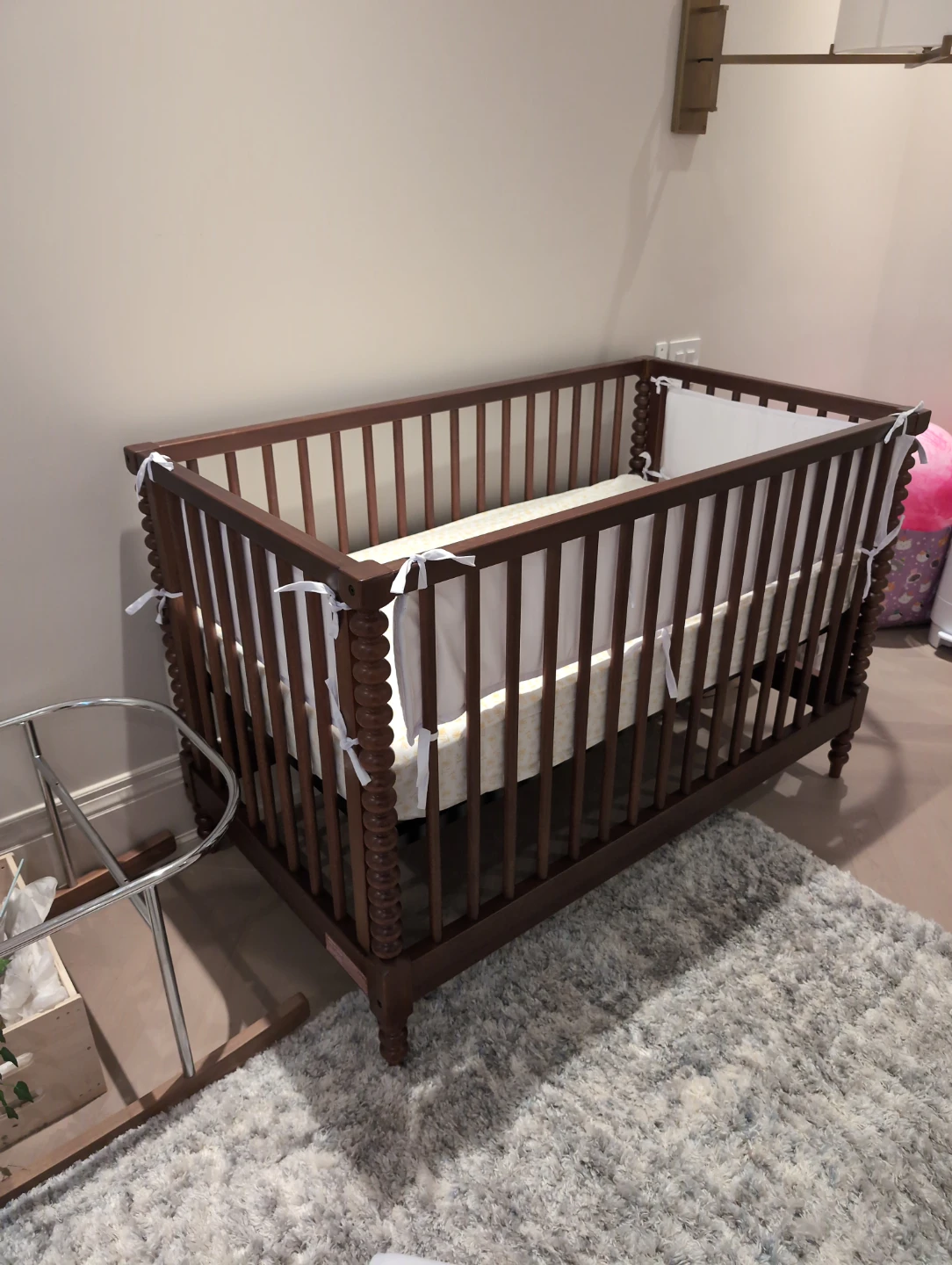 Pottery Barn brand new crib (unused) - photo 3