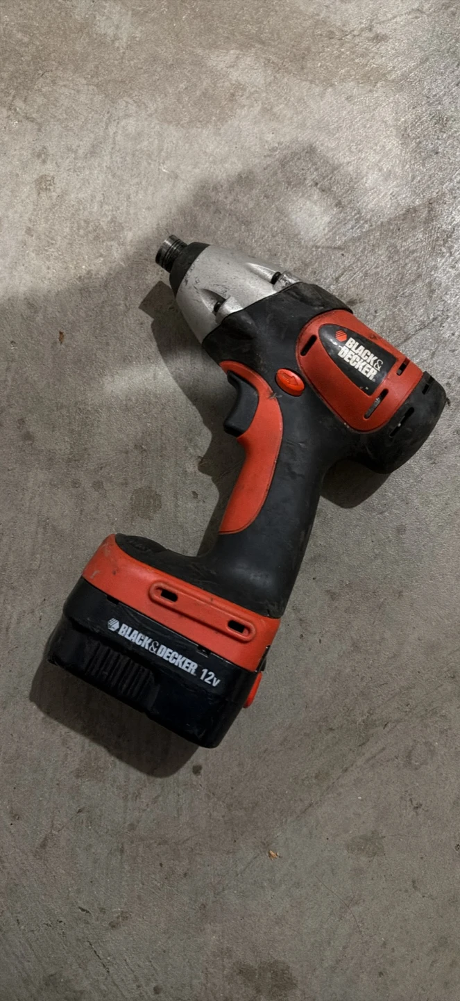 Black & Decker 12V Cordless Impact Driver
