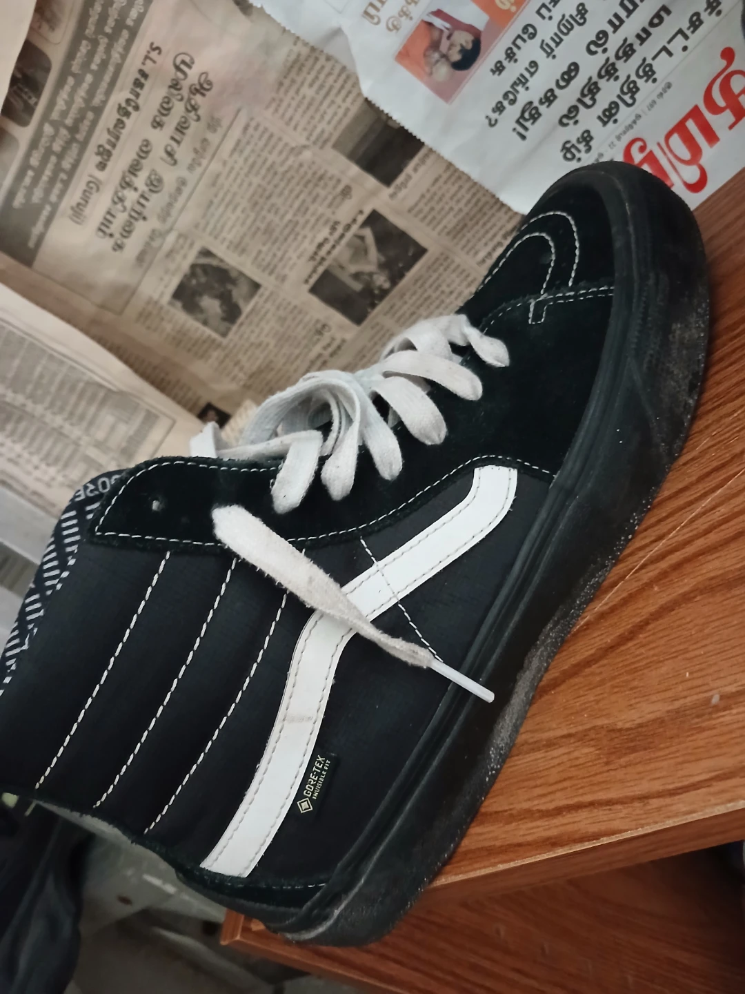 Vans Sk8-Hi GORE-TEX High Tops - photo 3