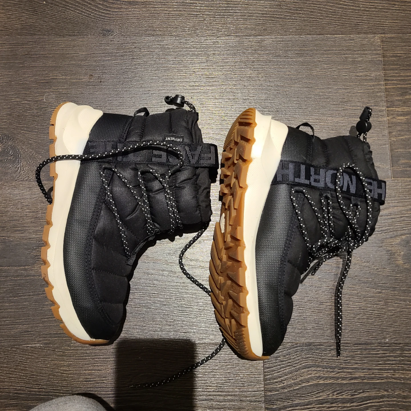 The North Face Women's Boots Black Size 6 - photo 2