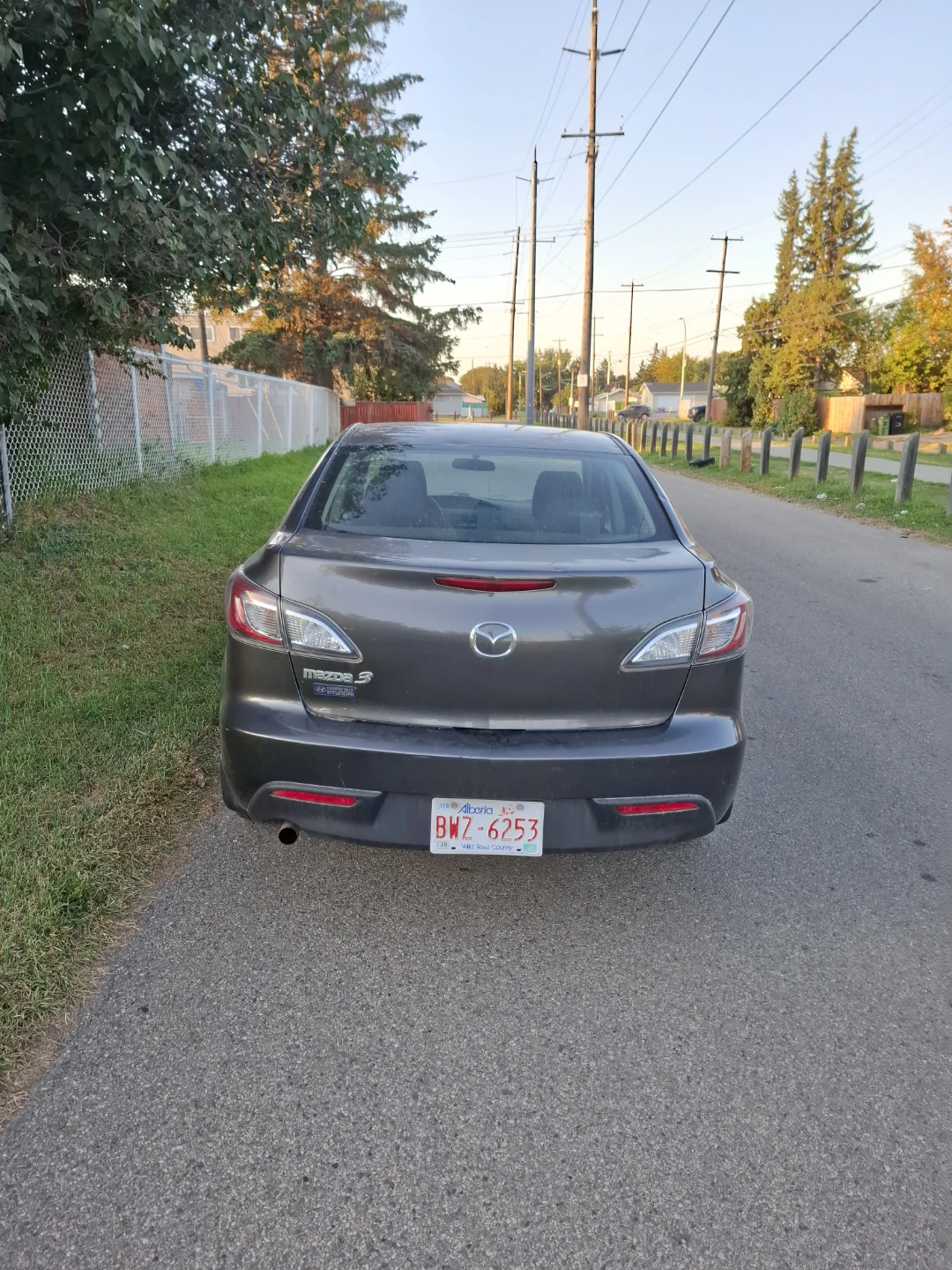 Grey Mazda 3 Sedan - photo 5