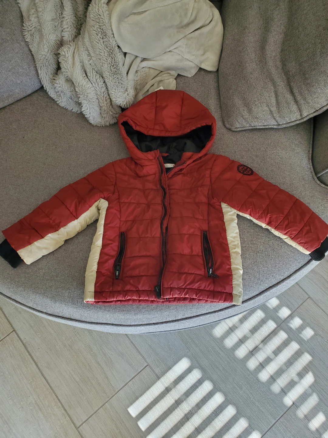 Kids Red Puffer Jacket (3T)