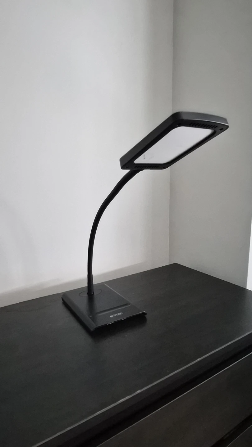 TREND LED Desk Lamp
