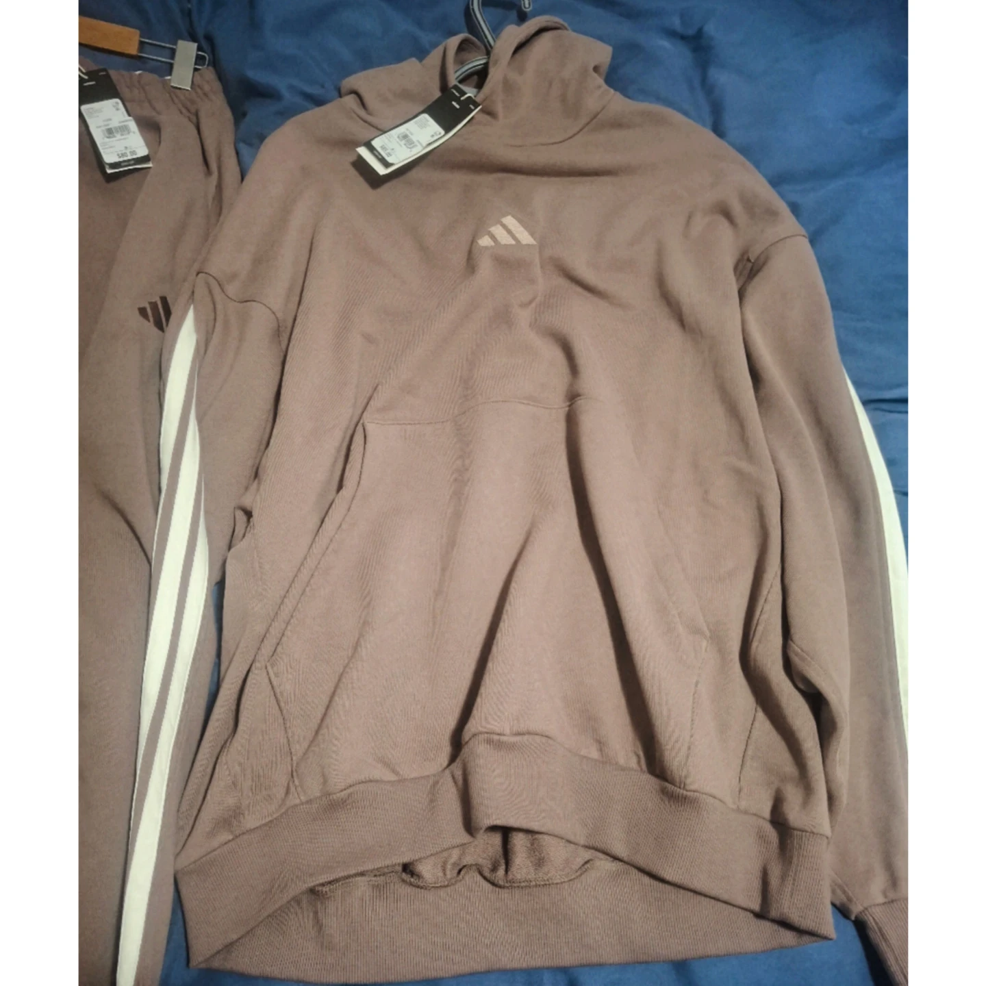 ✨NWT adidas Men’s  Tracksuit Set – Khaki/Off-White – Size L✨