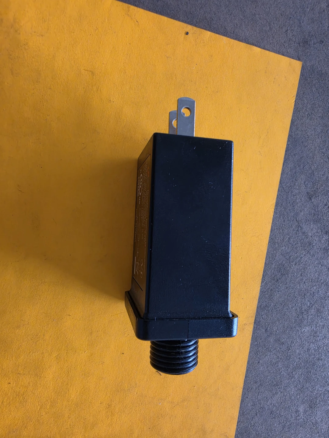 Dongguan Ronghang 12V Power Adapter (Item #005) - photo 3